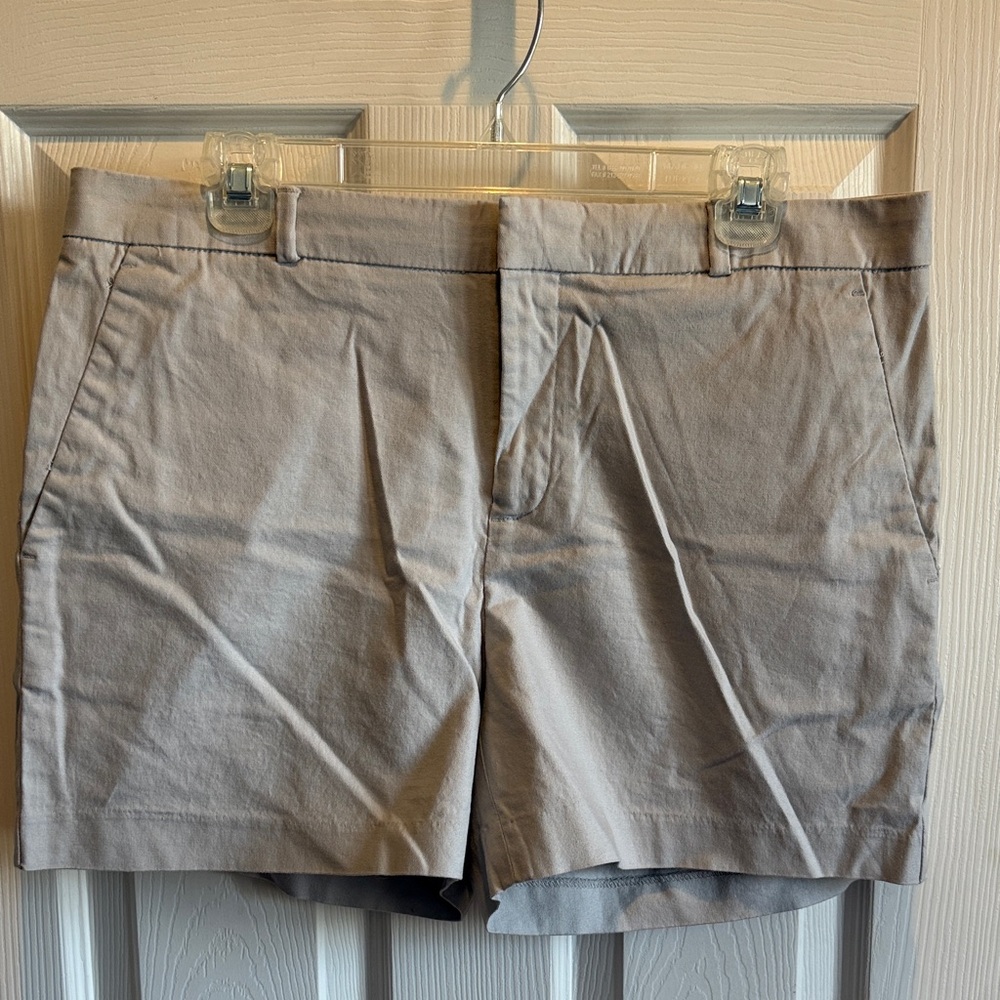 Banana Republic light Gray shorts